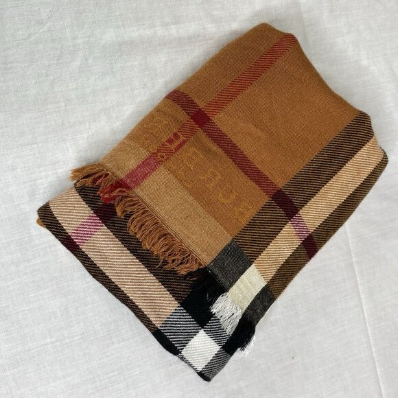 Burberry Women's Animal Leopard Haymarket Check Square Shape Scarf Cashmere - Picture 9 of 15